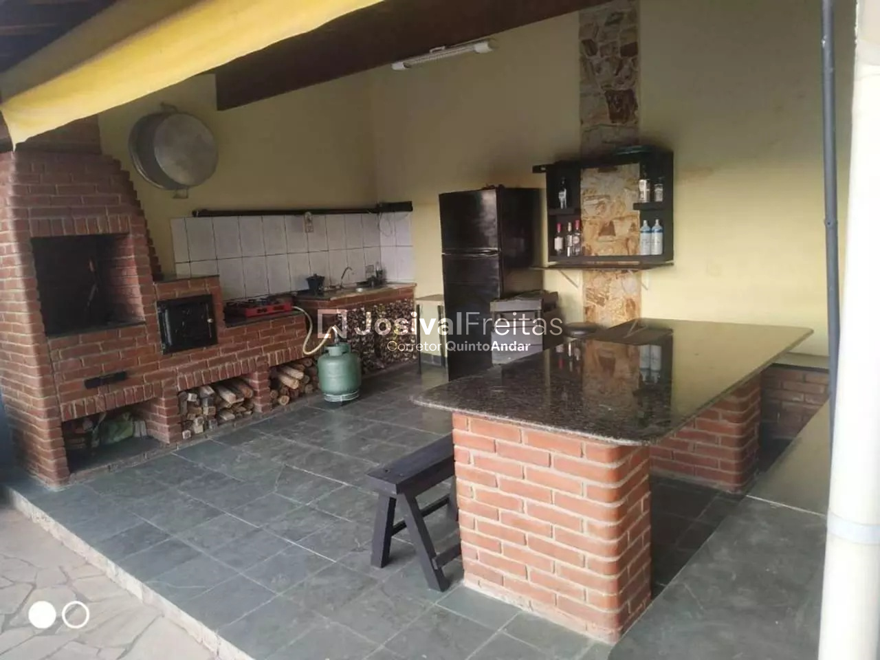 Casa à venda em Mairiporã SP com churrasqueira